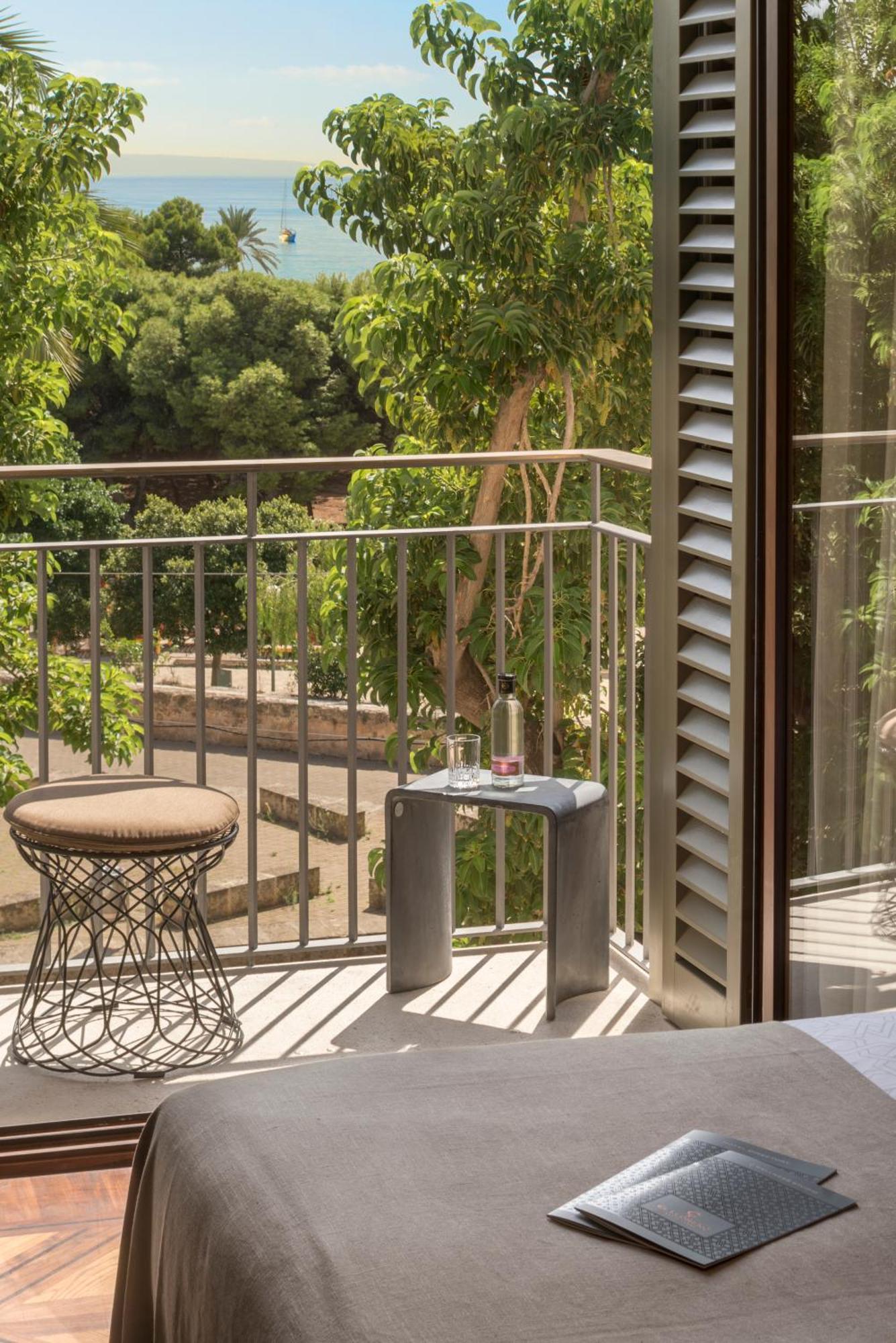 Signature Double Room Side Sea View